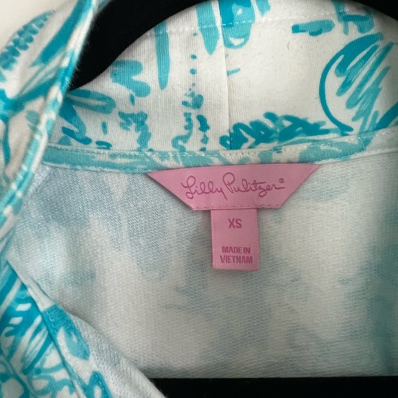 Lilly Pulitzer Blue Pattern Pullover - Picture 4 of 5